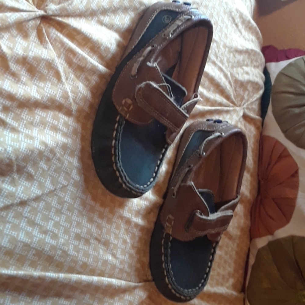 boys shoes
